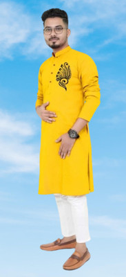 Mamta Biswas Men Printed Straight Kurta(Yellow, Black)