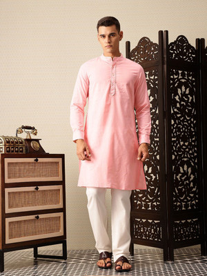 House of Pataudi Men Solid Straight Kurta(Pink)