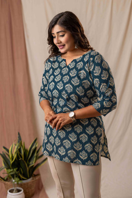 Amthi Women Floral Print Straight Kurta(Blue)