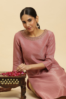 W Women Solid Straight Kurta(Pink, Gold)