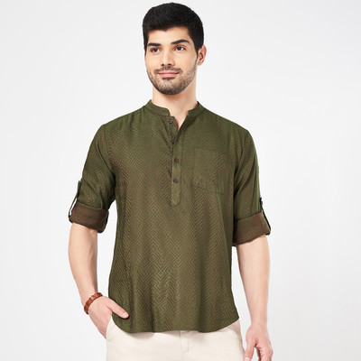 Indus Route by Pantaloons Men Solid A-line Kurta(Green)