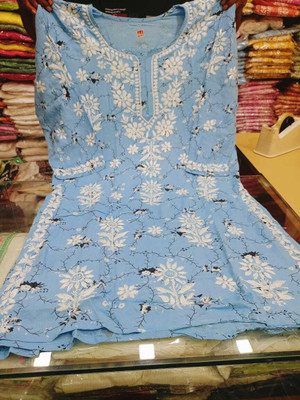 Anuna Women Chikan Embroidery Straight Kurta(Light Blue)