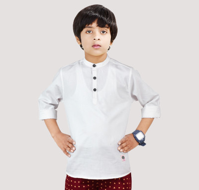 MADE IN THE SHADE Boys Solid Straight Kurta(White)
