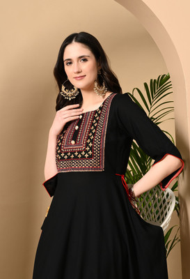 ftDiva Women Embroidered Anarkali Kurta(Black)