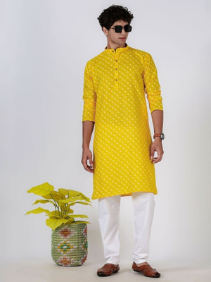 ANOUK Men Embroidered Straight Kurta(Yellow)