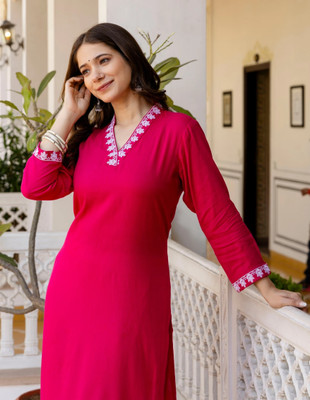 Surhi Women Embroidered Straight Kurta(Pink)
