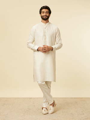 MANYAVAR Men Solid Straight Kurta(Beige)