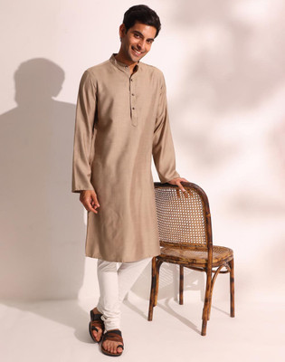 Fabindia Men Solid Straight Kurta(Brown)