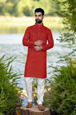 G7 FASHION Men Solid Straight Kurta(Red)