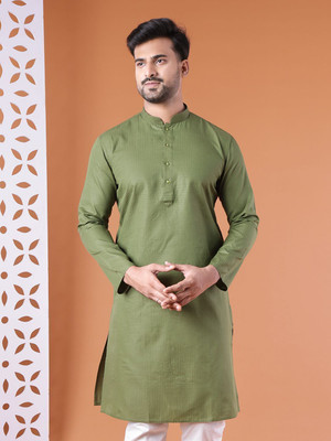 Aurik Men Solid Straight Kurta(Green)