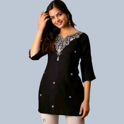 Lasafiya Women Embroidered Straight Kurta(Black)