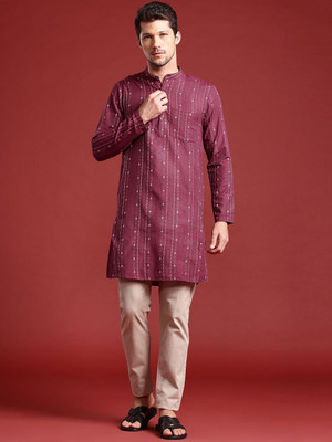 ANOUK Men Geometric Print Straight Kurta(Maroon)