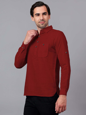 Yugnik Men Solid Straight Kurta(Maroon)