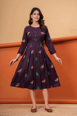 DCEE PLUS Women Printed Flared Kurta(Purple, Green, Beige)