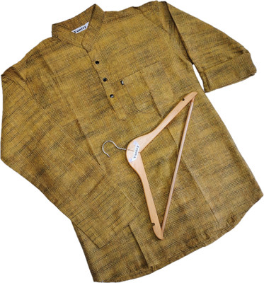 Voniry Men Self Design Straight Kurta(Yellow)