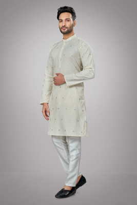 JUGG JUGG JEEYO Men Self Design Straight Kurta(White)