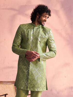 VM Men Embroidered A-line Kurta(Green)