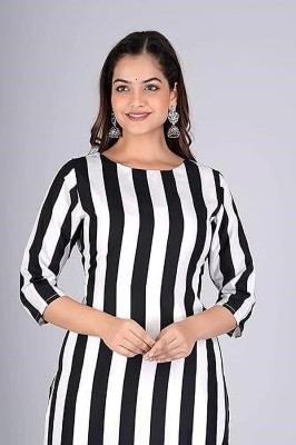 MAHADEV CREATION Women Striped A-line Kurta(Multicolor)