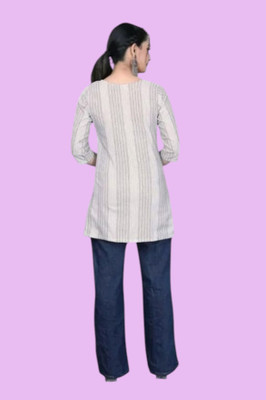 SUHANIKA Women Striped Straight Kurta(Grey)
