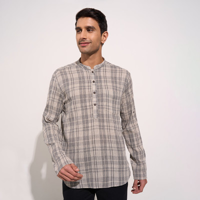 Indus Route by Pantaloons Men Checkered A-line Kurta(Grey)