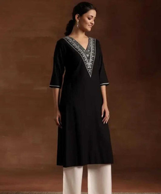 DALIVD X Women Embroidered Straight Kurta(Black)