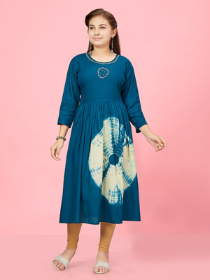 Aarika Girls Self Design A-line Kurta(Blue)