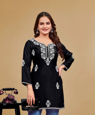 Kalavrund Creation Women Chikan Embroidery Straight Kurta(Black)