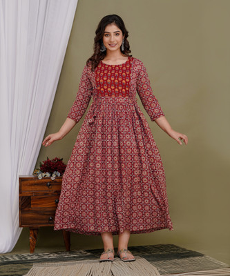 ASHRAJ TEXTILE Women Floral Print Anarkali Kurta(Maroon)