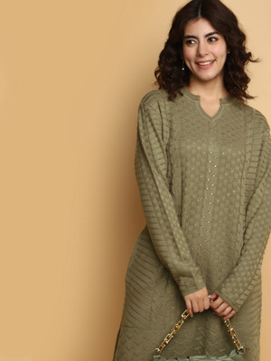 V-MART Women Self Design Straight Kurta(Green)