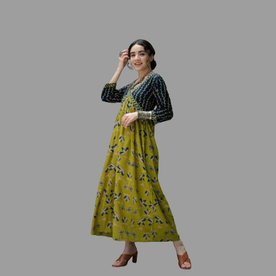 Habbu Women Printed Flared Kurta(Green)