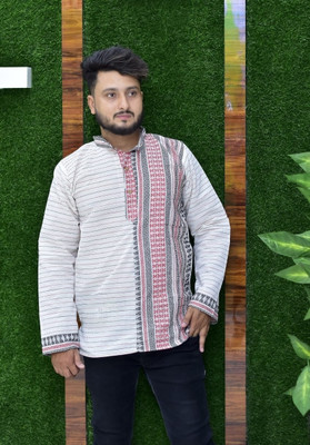 tant ghar Men Woven Design Straight Kurta(White)