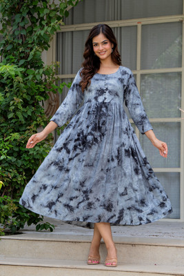 TANTANATAN Women Printed Anarkali Kurta(Grey)