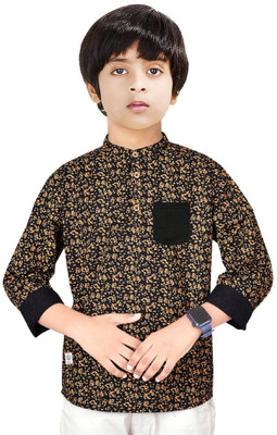 MADE IN THE SHADE Boys Self Design Straight Kurta(Multicolor)