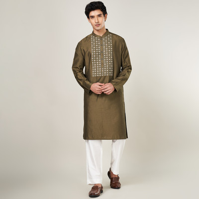 Indus Route by Pantaloons Men Dyed/Ombre A-line Kurta(Green)