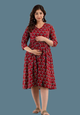 Jixpox Women Floral Print Flared Kurta(Maroon)