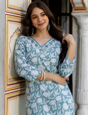 Surhi Women Embroidered Straight Kurta(Light Blue)