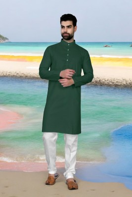 G7 FASHION Men Solid Straight Kurta(Green)