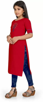 HouseOfCommon Girls Embellished Straight Kurta(Red)