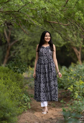 ASFEBRICS Women Printed A-line Kurta(Black)