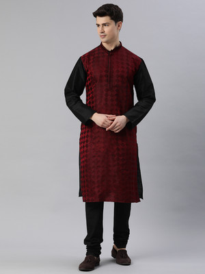 Manthan Men Self Design Straight Kurta(Maroon)