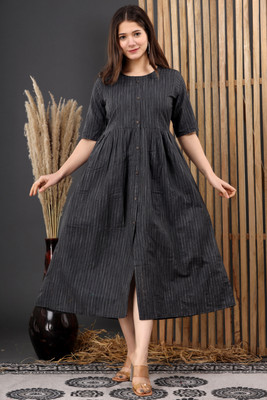 Dizon Women Self Design Frontslit Kurta(Black)