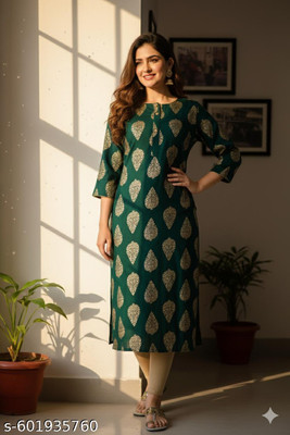 Sawara fashion Women Floral Print Straight Kurta(Green)