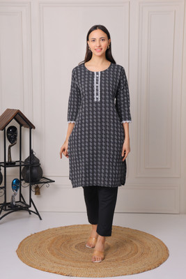 VIVIDVASTRA Women Printed A-line Kurta(Black)