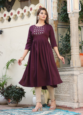 Vaimiya Women Printed A-line Kurta(Pink)