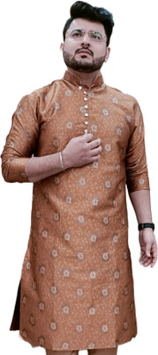 Over Crowd Men Printed Straight Kurta(Brown)