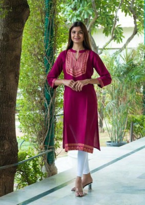 VICKYTEXTLIE Women Printed A-line Kurta(Maroon)