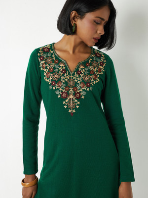 MAX Women Embroidered Straight Kurta(Green)