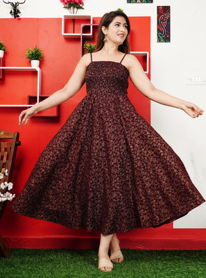 Hand Block Print Women Printed Gown Kurta(Maroon)