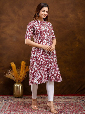 FASHION PETALS Women Floral Print A-line Kurta(Maroon, White)