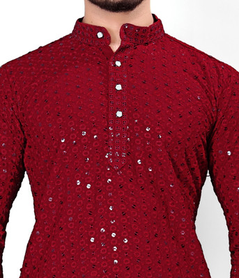 Growwax Men Chikan Embroidery Straight Kurta(Maroon)